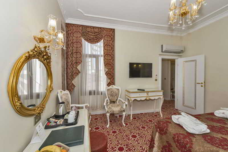 By Murat Crown Hotel Taksim Estambul Exterior foto