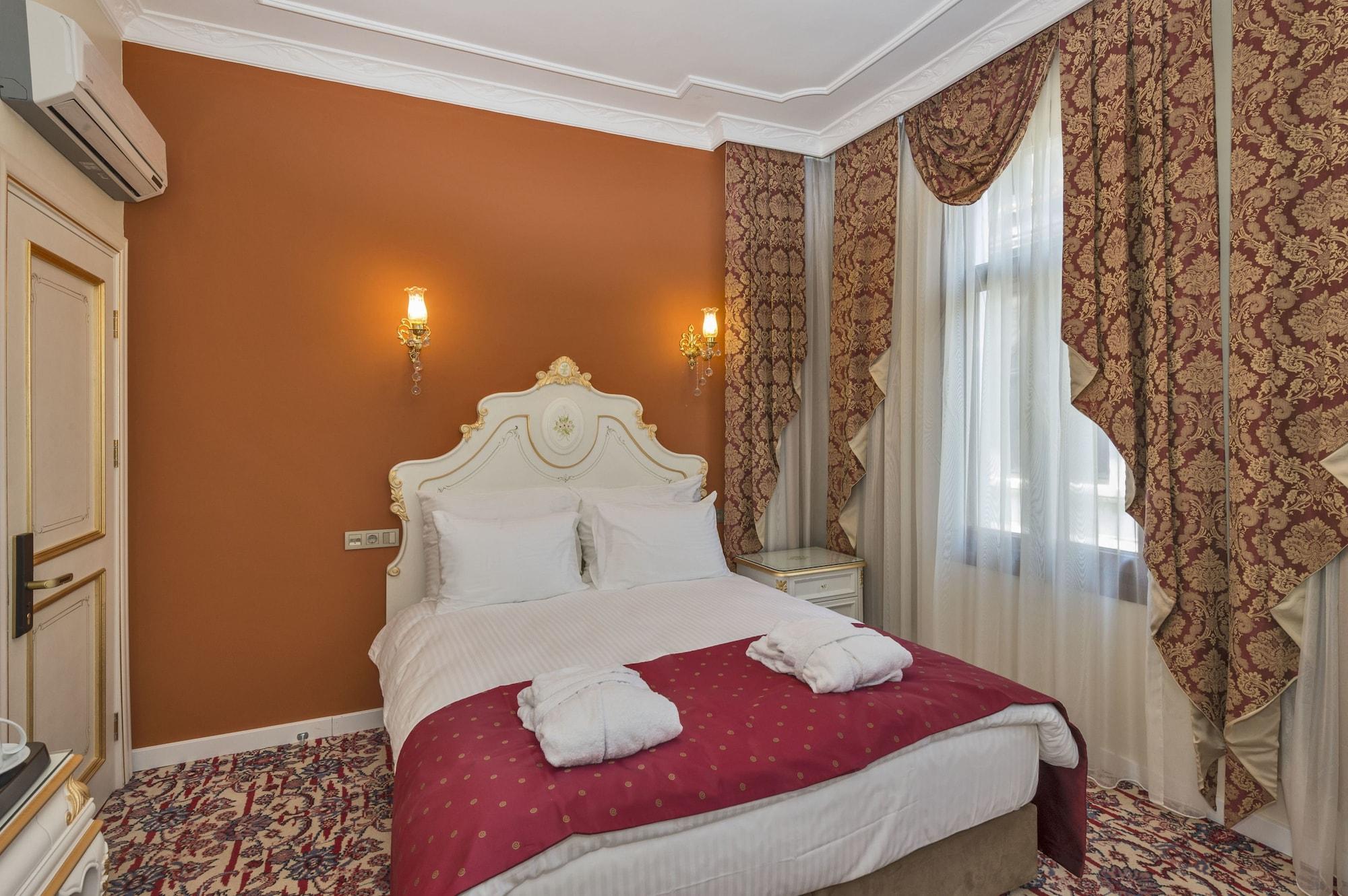 By Murat Crown Hotel Taksim Estambul Exterior foto