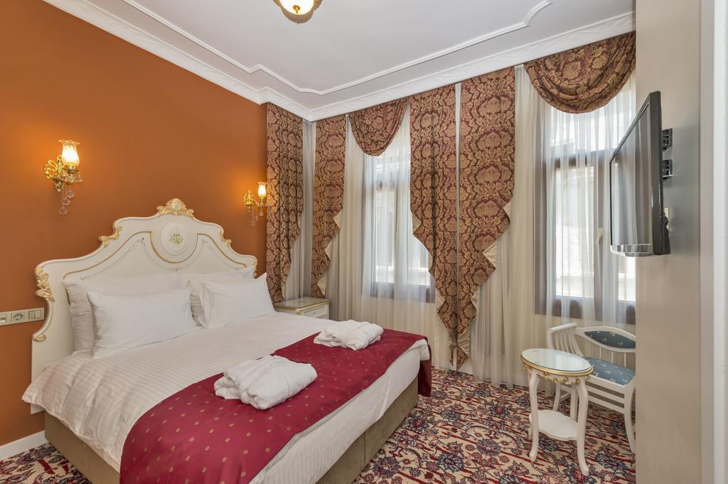 By Murat Crown Hotel Taksim Estambul Exterior foto